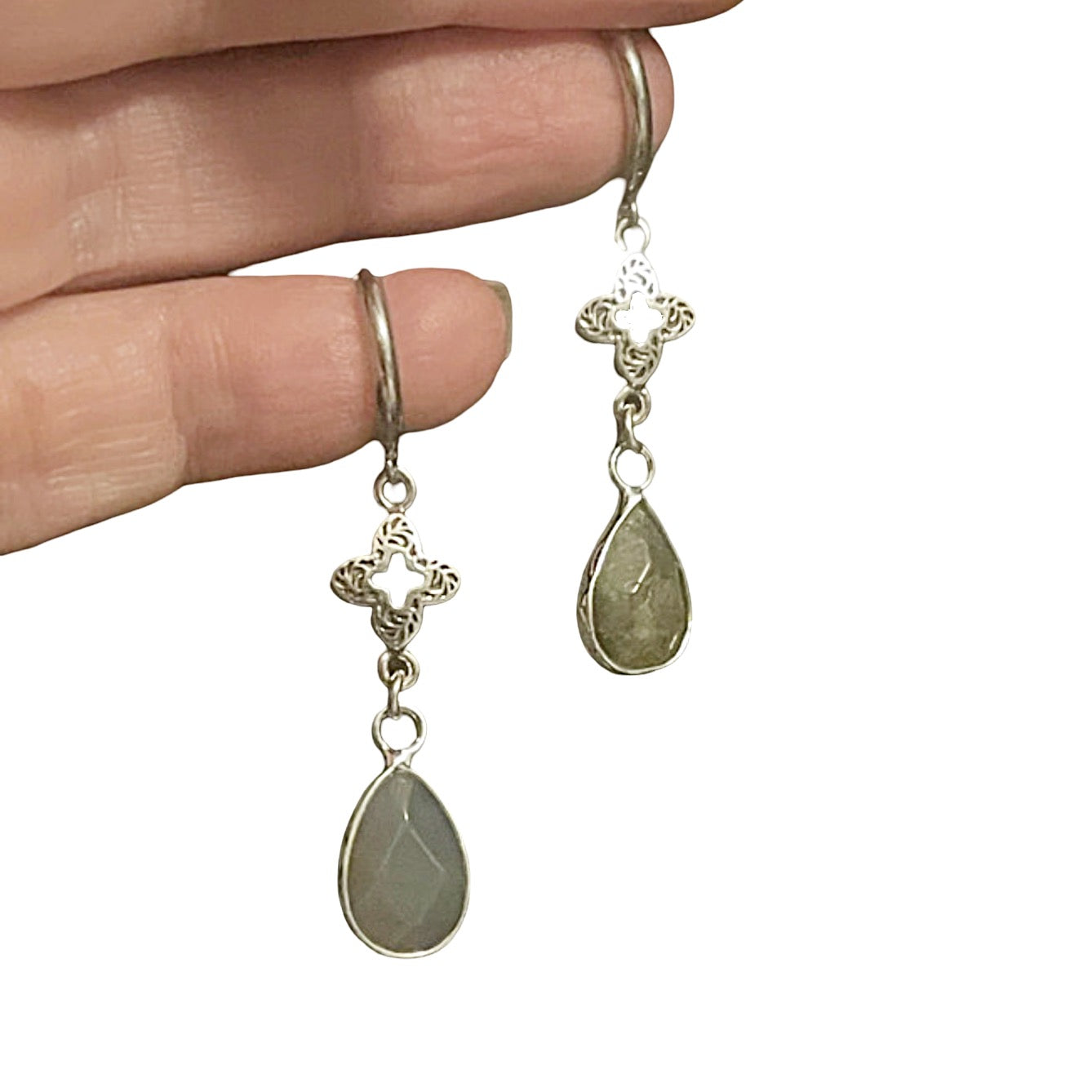 Agnes - Labradorite.